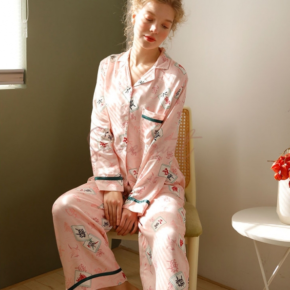 Ensemble Pyjama Satin à la Mode Printanière