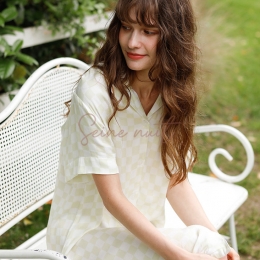 Chemise de Nuit en Satin Vert à Carreaux Colorblock