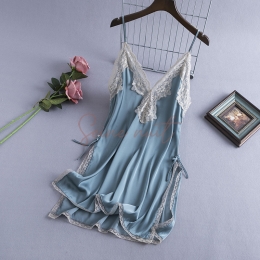 Pyjama Femme Sexy à Bretelles Fines en Soie Glacée